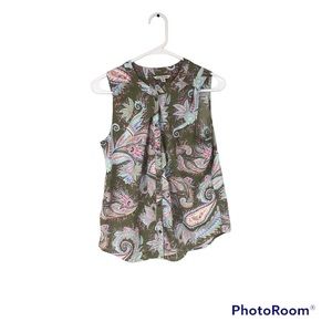 American Eagle Small Flower Patterned Vest